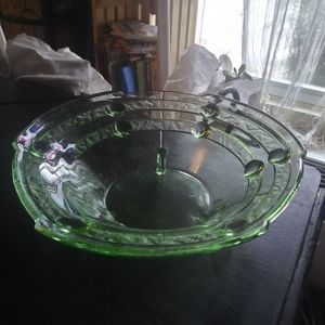 Green Vaseline glass bowl